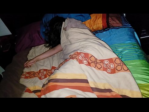 ❤️ Stedbarn skælder sin unge stedmor ud, mens hun sover. ❤️ Porn video at da.sexogolic-info.ru ❌❤