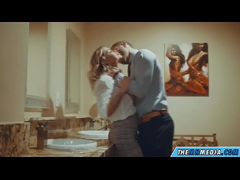 ❤️ Når en barmfagre blondine forfører dig på et offentligt toilet ❤️ Porn video at da.sexogolic-info.ru ❌❤